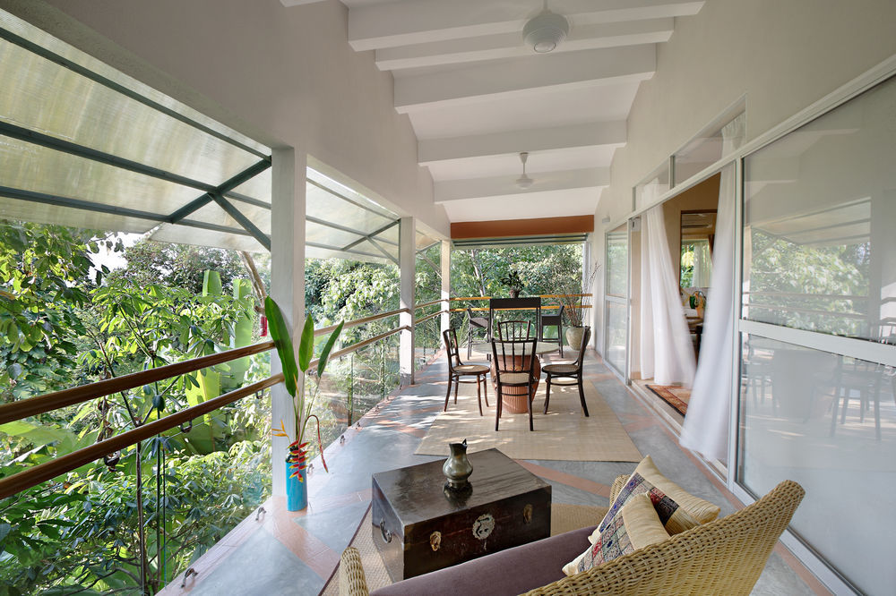 Ambong Rainforest Retreat Pantai Tengah  Buitenkant foto
