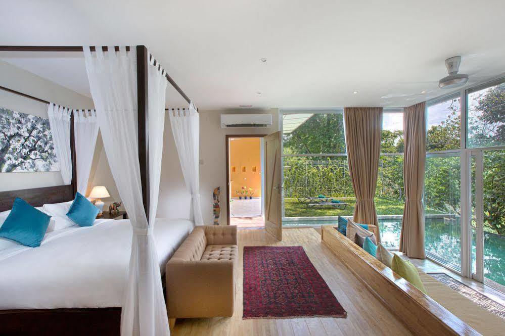 Ambong Rainforest Retreat Pantai Tengah  Buitenkant foto